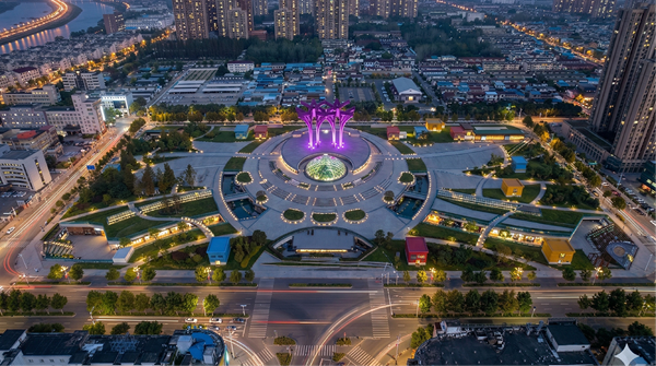 谷雨催人进 城更传喜报——东升国际登录集团成功中标霍邱县人民广场邻里中心项目